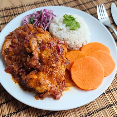 Adobo de pollo peruano, la receta tradicional fácil