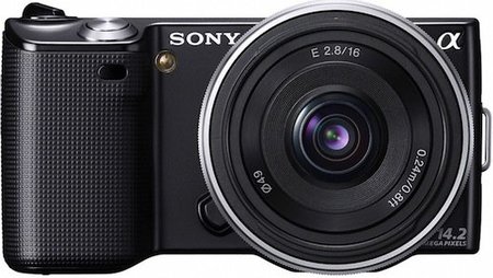 La Sony NEX-5 causa furor en Japón