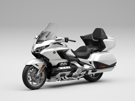 Honda Gold Wing 2023 003