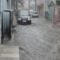 ¿Tenemos que ir a trabajar cuando estamos en alerta grave por mal tiempo?