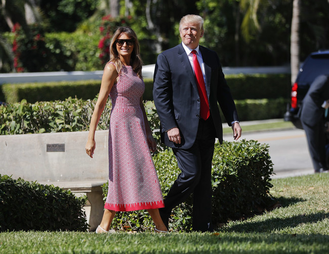 melania trump look estilismo outfit pascua