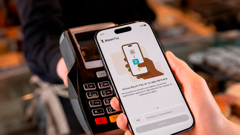 Es oficial: la aplicación de Bizum Pay ya está disponible. Esto es lo que debes hacer para pagar con el móvil