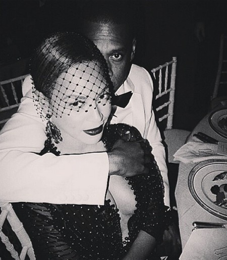 Beyoncé apaga los rumores de cuernos a base de fotos parejiles