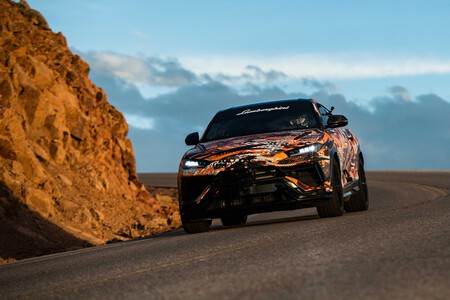 Todavía no se presenta y el nuevo Lamborghini Urus ya batió un nuevo récord en Pikes Peak
