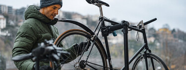 "Prefiero tener tiempo libre". Un mecánico de bicis revela cómo ganar 2.500 euros y tener 15 semanas de vacaciones sin tener ni un taller 