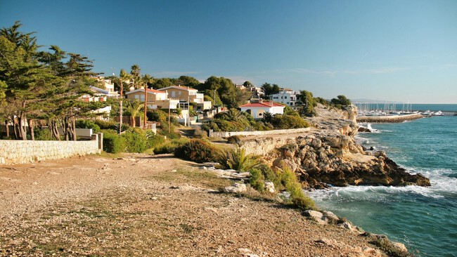 Escapadas Viajes Pueblos Pesqueros Marineros Bonitos Espana Tranquilos Verano Vacaciones Familia Baratos