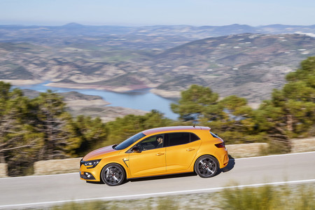Renault Mégane R.S. 2018, prueba contacto
