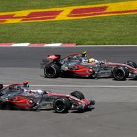 Lewis Hamilton vio "cosas extrañas" para evitar su éxito en el mundial de Fórmula 1 cuando fue compañero de Fernando Alonso