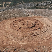 Planeaban construir un aeropuerto en Grecia, pero encontraron un fascinante edificio de hace 4,000 años 