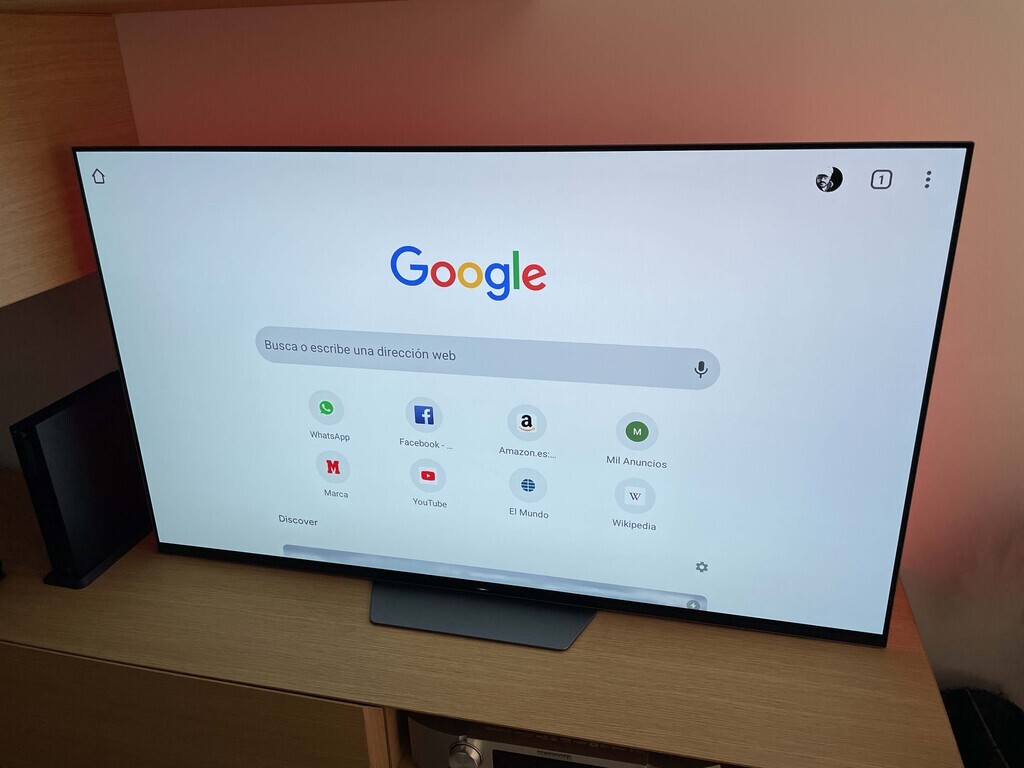 Cómo instalar Chrome en un televisor con Android TV para poder navegador por la red desde el sofá