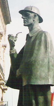 Estatua de Holmes en Londres