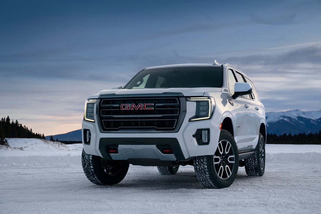 El GMC Yukon 2021 evoluciona: tan colosal como siempre, capaz como nunca