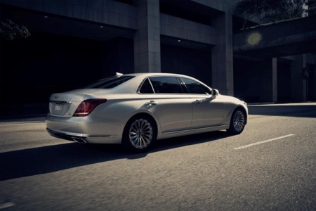 Genesis G90 112