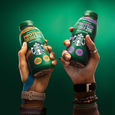 La nueva arma secreta de Starbucks conquista a hombres y atletas por igual: su "proffee" se mete de lleno al mercado de los alimentos con proteínas
