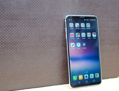 LG ya tiene clientes para sus OLED: Xiaomi, Huawei, Vivo y OPPO empezarán a usarlas