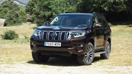 Toyota Land Cruiser Limited 2