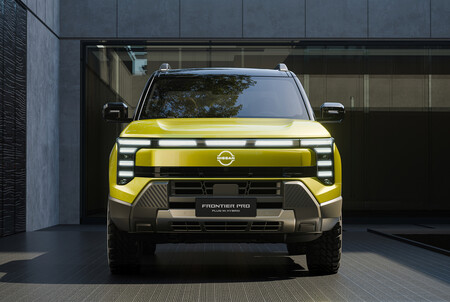 Nissan Frontier Pro 4