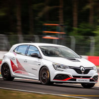 El Renault Mégane R.S. Trophy-R costará 55.000 euros en Francia, aunque en España aún no tiene precio