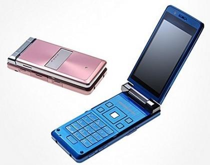 Sharp SH904i con Symbian y touchpad