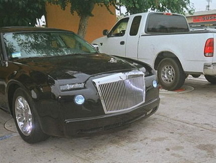Réplica de un Rolls Royce hecho con un Chrysler 300C