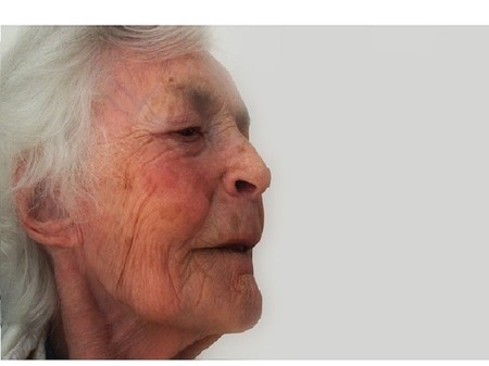 Una proteína podría ser la clave para frenar el deterior cognitivo relacionado con la edad