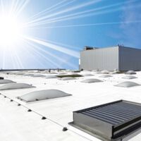Atlanta es la ciudad que combate el calor sin aire acondicionado: así funcionan sus techos fríos