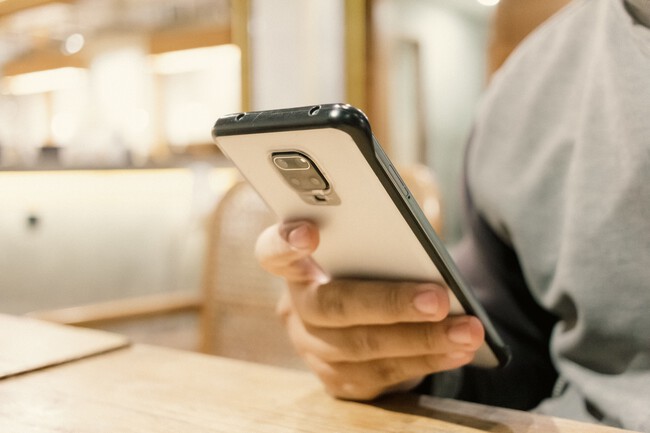 Tribunal concede suspensión para no entregar datos biométricos para no registrar tu celular en México