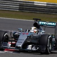 GP China F1: Lewis Hamilton vuelve a poner las cosas en su sitio 