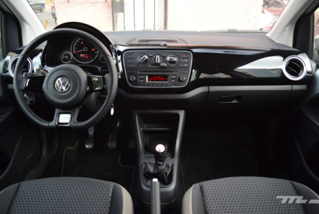 Volkswagen Up 6