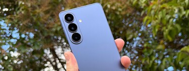 El mejor móvil compacto de Samsung cae de precio (más todavía): llega la mejor oferta del Galaxy S26 
