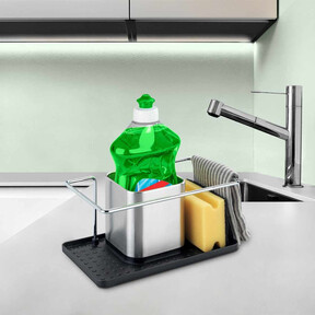En Lidl hemos fichado el accesorio que pone fin al desorden en el fregadero: tiene espacio para la bayeta, el estropajo y cuesta 8,99 euros 