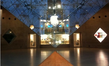 apple store louvre paris francia