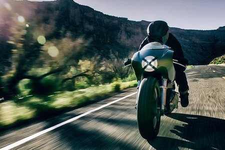 Icon 1000 Triumph Thruxton Three Martini Lunch 2