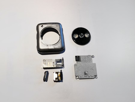 Un coleccionista consigue varios prototipos de Apple Watch de 2014, un año antes de su lanzamiento