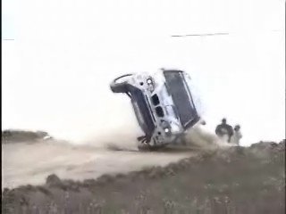 BMW X5 al límite del equilibrio