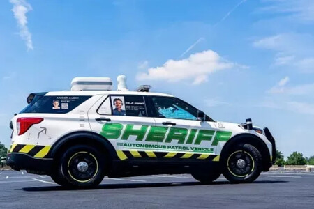Coche Policia Autonomo 3