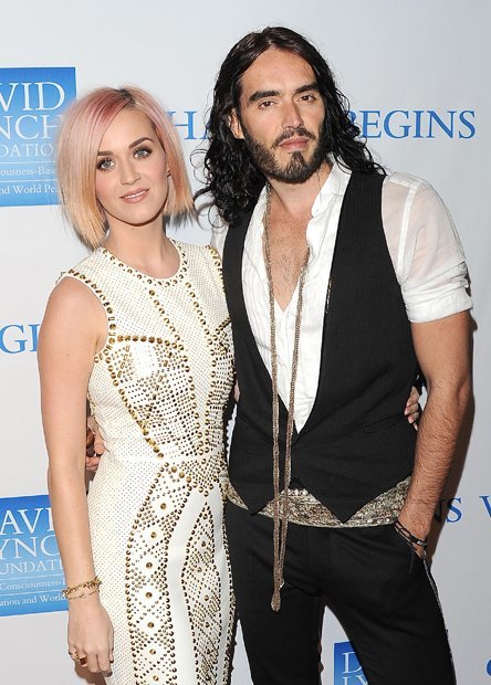 No podía terminar bien el año... Katy Perry se divorcia