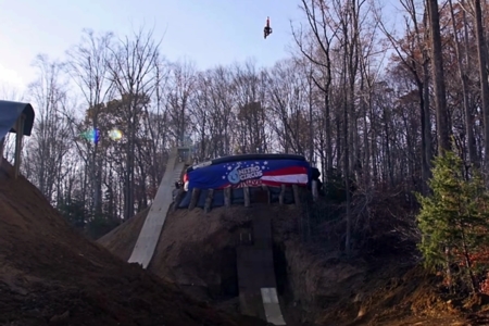 ¡Alucino pepinillos con el triple <em>backflip</em> de Josh Sheehan!