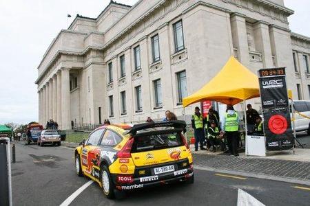 Petter Solberg lidera y Sébastien Loeb dice adiós a cualquier posibilidad en Nueva Zelanda