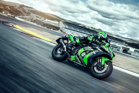 Hi 2016 Ninja Zx 10r Tracking Akrapovic