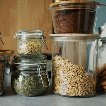 Además de 'aesthetic', guardar tus semillas en frascos de vidrio es mejor para tu salud