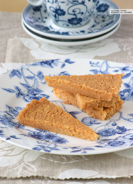 Galletas shortbread rápidas. Receta exprés de las deliciosas pastas escocesas
