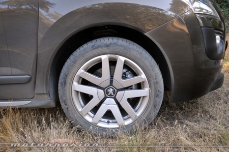 Peugeot 3008 HYbrid4