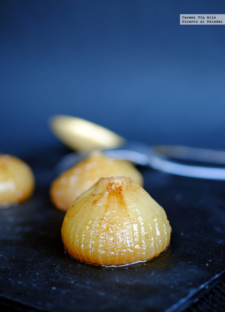 Cebollitas glaseadas al vino dulce: receta para una guarnición diferente