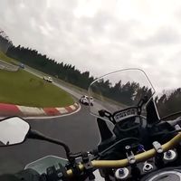 ¡Alucina! Esto es una Honda CRF1000L Africa Twin marcando un 8:38 en Nürburgring