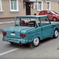 ¡Demencia rusa! Este micro-coche para discapacitados ahora lleva un motor de Honda CB1100 y 110 cv