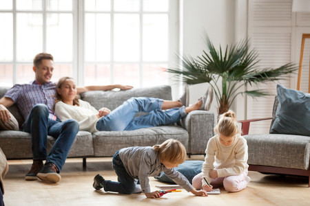El 80 por ciento de los padres cree que el confinamiento ha creado una mayor complicidad con sus hijos