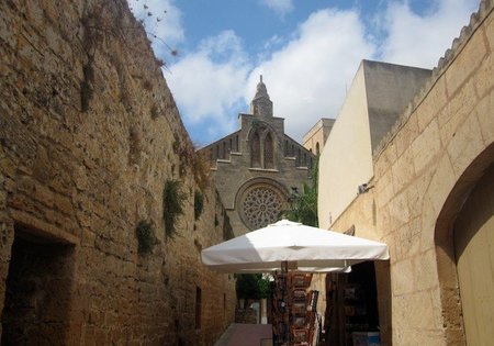 Alcúdia iglesia