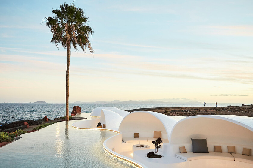 Mar y las mejores vistas de Fuerteventura: así es Kamezí, el único estrella Michelin de la isla de Lanzarote
