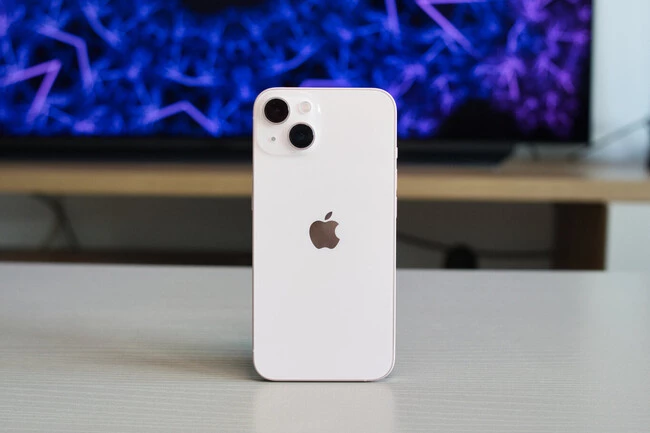 iPhone13